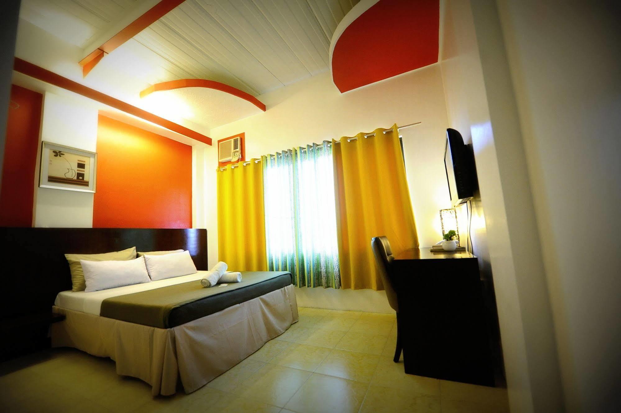First Pacific Inn Davao Exterior foto